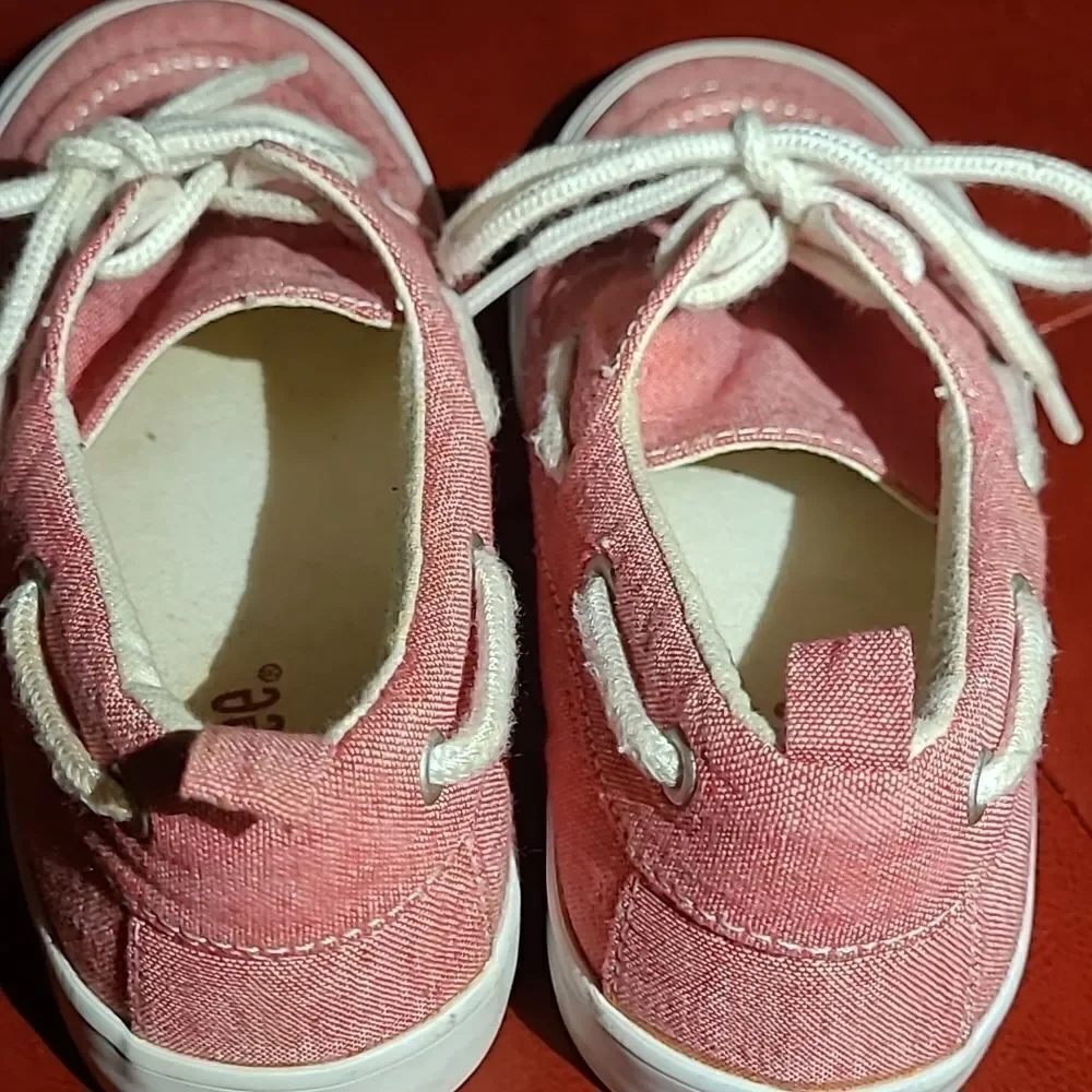 Gymboree sz child's 12 deckshoes